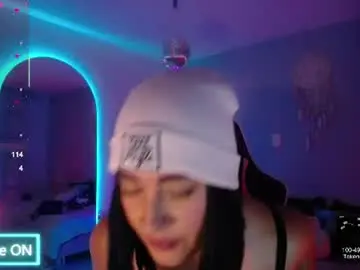 Chaturbate Live Sex Cam of _santalove_