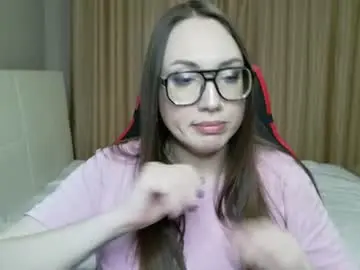 Chaturbate Sex Cam of carolineglow_
