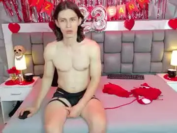 Chaturbate Nude Webcam of cloeymiller