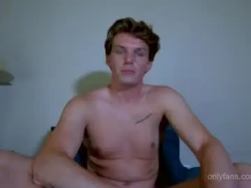 Chaturbate Sex Cam of deeyungguy