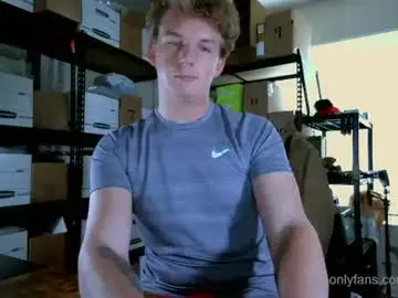 Chaturbate Best live sex cam show of deeyungguy