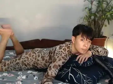 Chaturbate Watch Live Sex Cams of urpinoyasianx