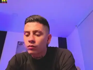 Chaturbate Adult Webcams of yeiko_romero_