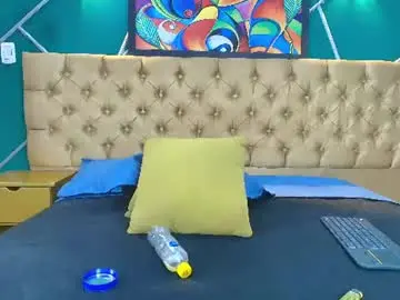 Chaturbate Nude Webcam of liiaa_sweett_