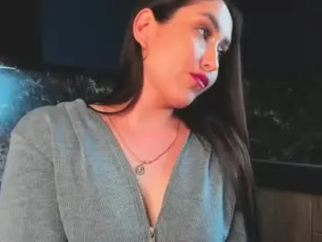 Chaturbate Best live sex cam show of elyra_noir