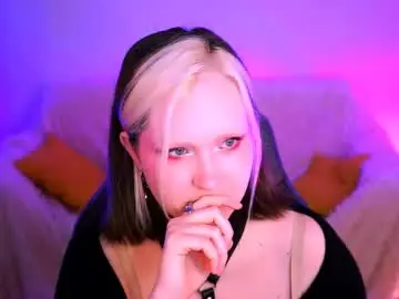 Chaturbate Free Porn Cam of violettwoods