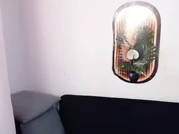 Chaturbate Live Sex Cam of miya_here