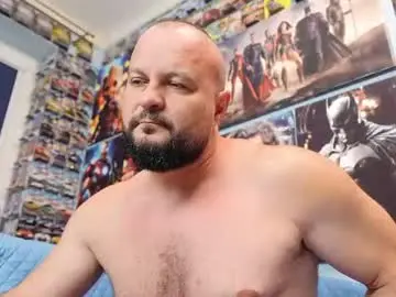 Chaturbate Nude Webcam of muscular_bear