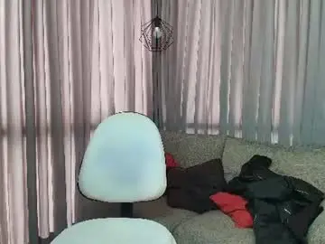 Chaturbate Nude Webcam of cati_rouge