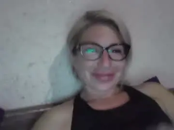 Chaturbate Sex Cam of fox_red_lady7
