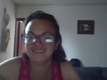 Chaturbate Adult Video Chat of lau16310
