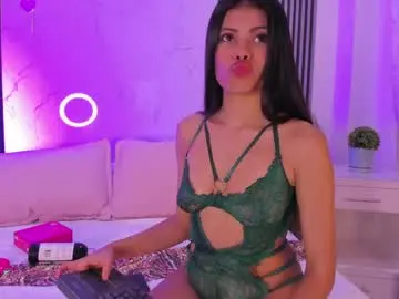 Chaturbate Live Sex Cam of zoehpeterr_