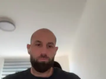Chaturbate Live Porn of tommyx01