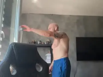 Chaturbate Live Porn of tommyx01