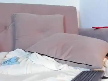 Chaturbate Adult Video Chat of marie_pourtoi
