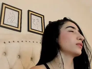 Chaturbate Live Sex Cam of noa_morena