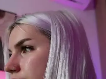 Chaturbate Live Sex Cam of amina_haze