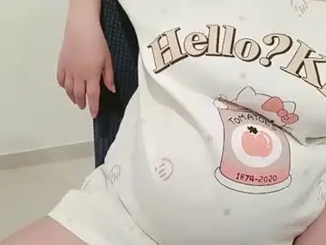 Chaturbate Live Sex Cam of chillylove