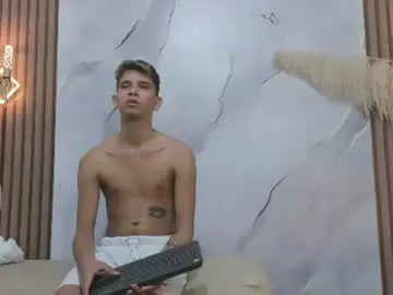Chaturbate Live Sex of ethanhot_os