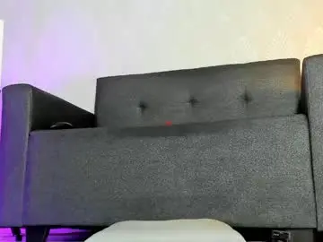 Chaturbate Live Sex of alaia_love77