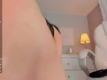 Chaturbate Live Porn of ami_sweet_18