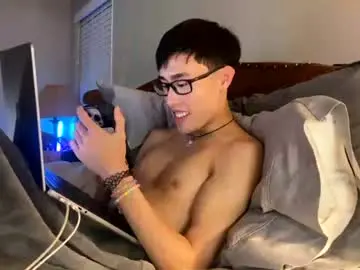 Chaturbate Live Sex Cam of hottiewithabody101