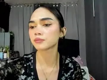 Chaturbate Free Porn Cam of naughty_emmats