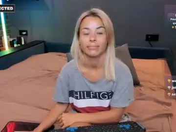 Chaturbate Free Live Porn of kristinasexyhot