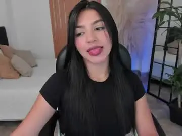 Chaturbate Free Live Porn of saraa_stormy