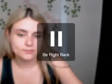 Chaturbate Live Sex Cam of shy_sabrina_