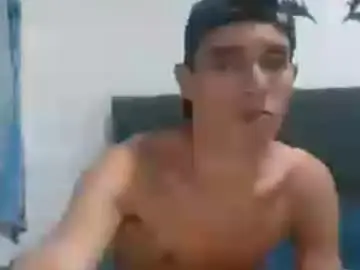 Chaturbate Live Sex of willy_long_cock
