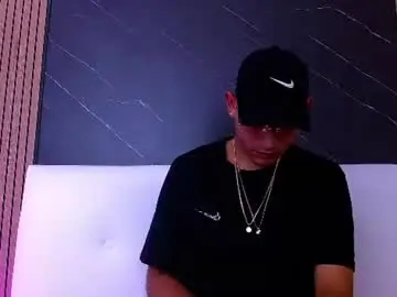 Chaturbate Free Porn Cam of bryan_pirs