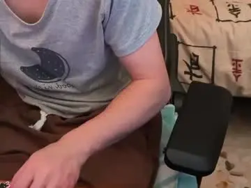 Chaturbate Free Live Porn of edwarh_01