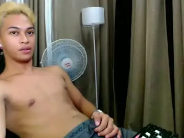 Chaturbate Private Sex Chat of hunk_edward
