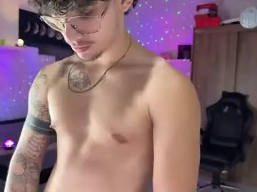 Chaturbate Best live sex cam show of kisan_smith