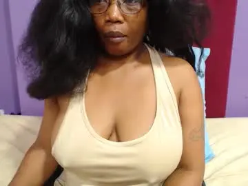 Chaturbate Best live sex cam show of peachassxx