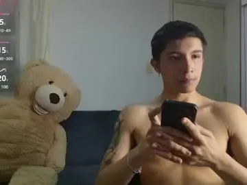 Chaturbate Live Porn of thesaint_xxx