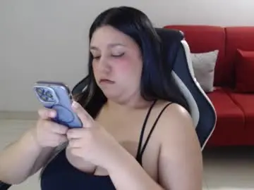 Chaturbate Adult Video Chat of holly_itzel