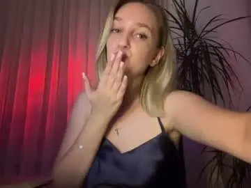 Chaturbate Free Live Porn of kiramoon_8