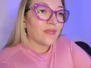 Chaturbate Live Sex Cam of naty__mature_