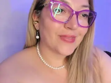 Chaturbate Sex Chat of naty__mature_