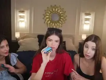 Chaturbate Free Live Porn of bright_diamonds_054