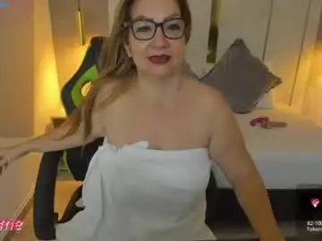Chaturbate Free Porn Cam of gisela27