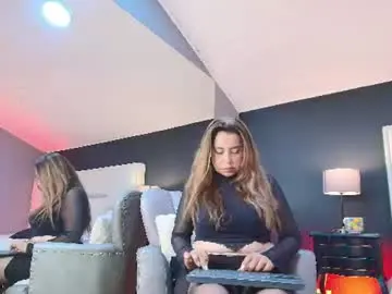 Chaturbate Free Live Porn of samanthamilf__