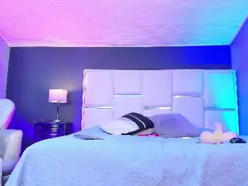 Chaturbate Free Live Porn of samanthamilf__