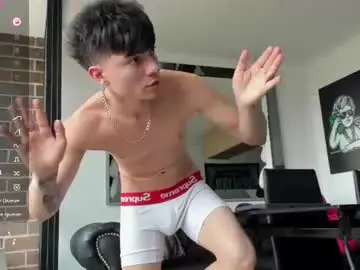 Chaturbate Live Sex Cam of pretur_crubaa