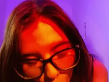 Chaturbate Live Sex of destinya_
