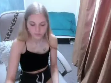 Chaturbate Live Sex of mysticaluna06