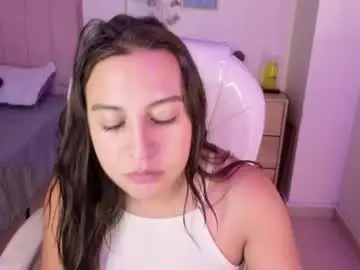 Chaturbate Live Sex of miia_thompson_1