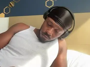 Chaturbate Live Sex Cam of urbandick5